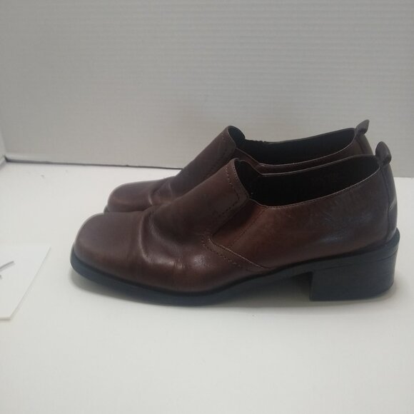 Women’s Aerologysport by Aerosols Size 8 1/2 Slip Ons - Picture 2 of 9